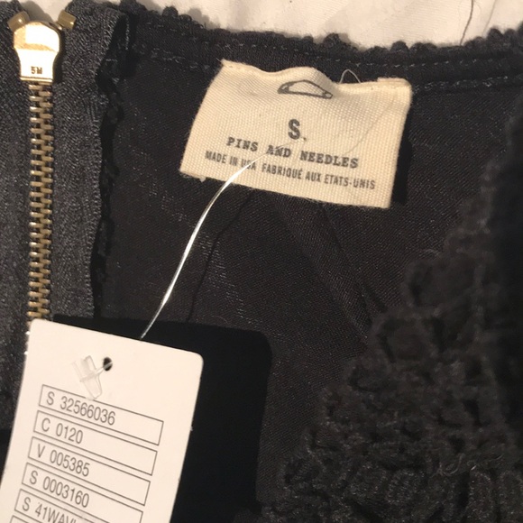 Super Cute Black Crochet Mini Skirt - Picture 4 of 7